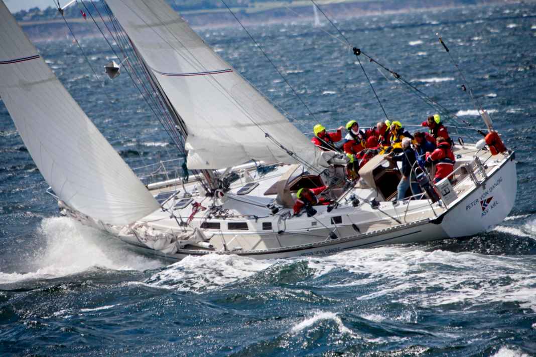 Replacement for the flagship "Peter von Danzig"