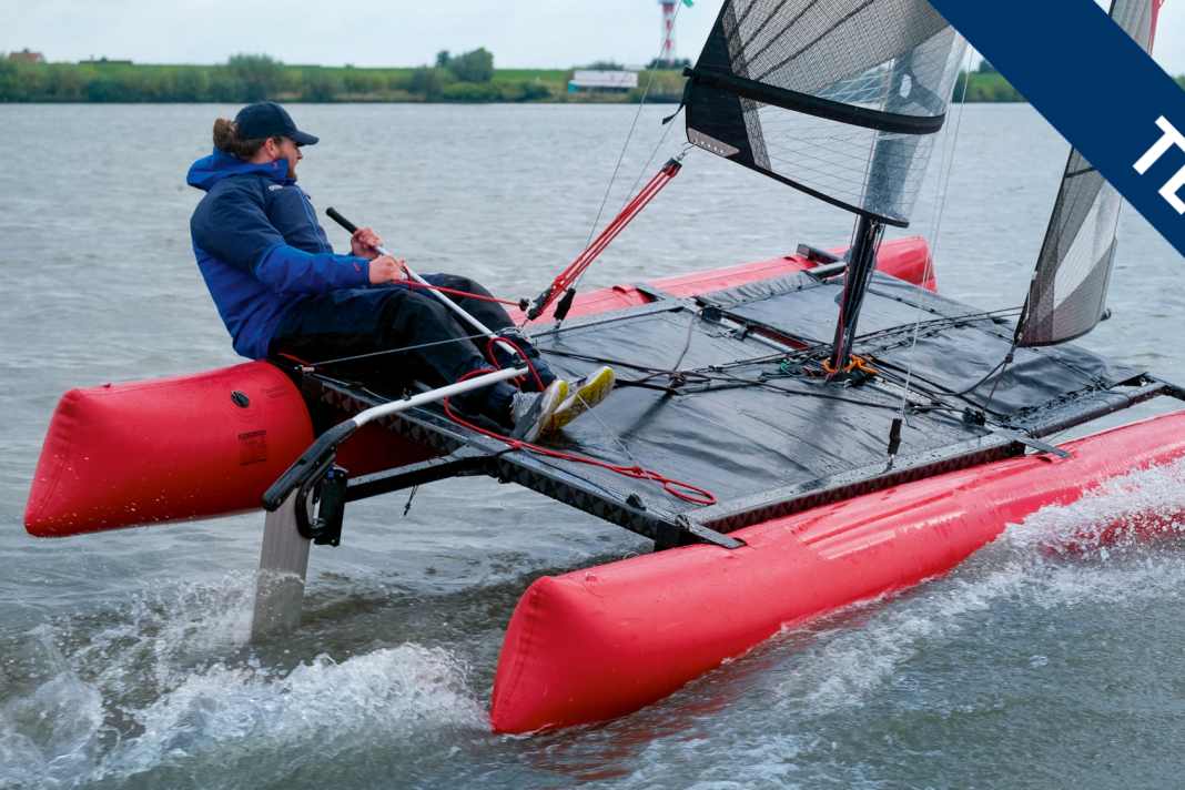 On the water in 20 minutes with an inflatable cat