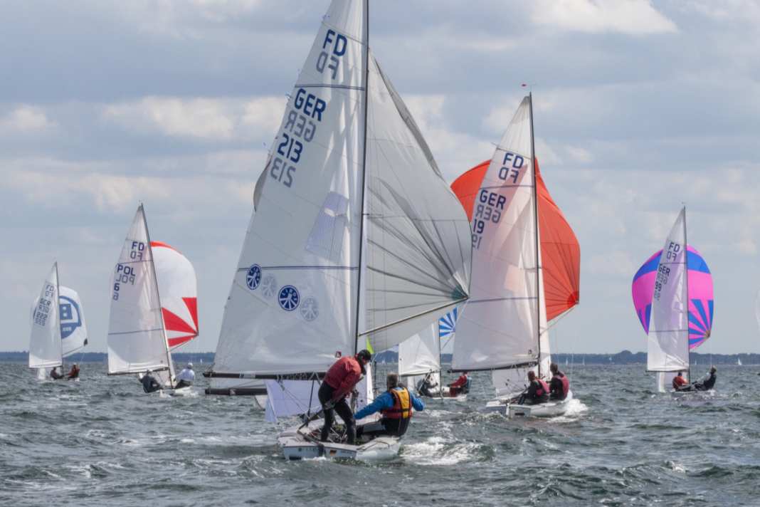 Sonniges Finale für Warnemünder Wonnewoche mit 525 Booten