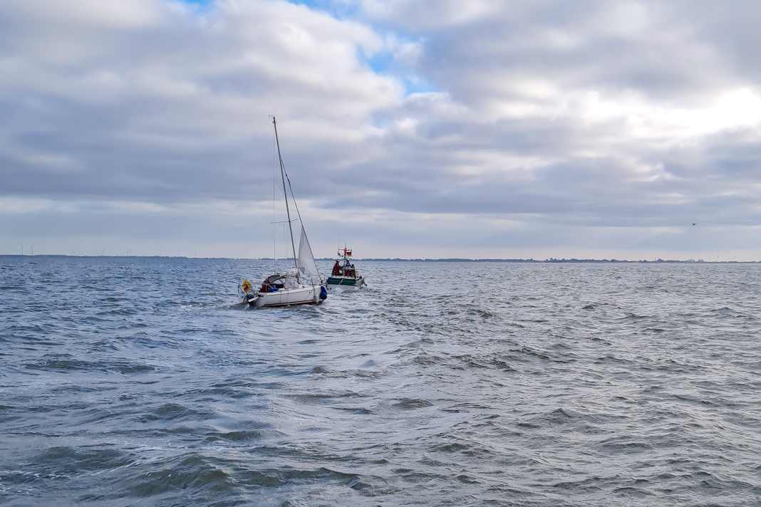 Deux plaisanciers en grand danger de mort sauvés de la mer du Nord
