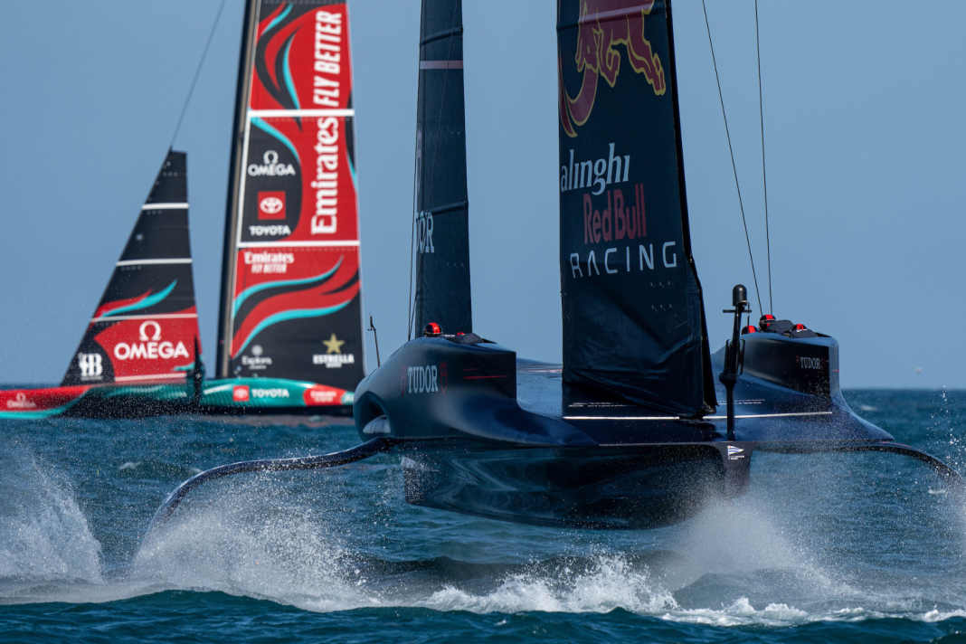 Lutte de pouvoir pour l'avenir - Alinghi signale une chance de come-back