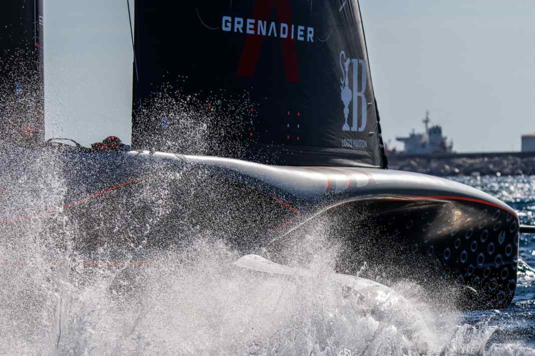 Favoritensiege zum Halbfinal-Auftakt im Louis Vuitton Cup