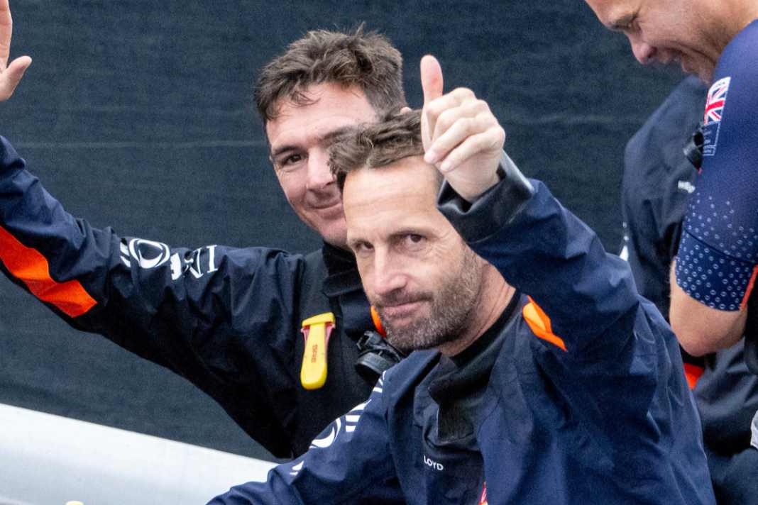 "Luna Rossa" on the brink - three match points for "Britannia"