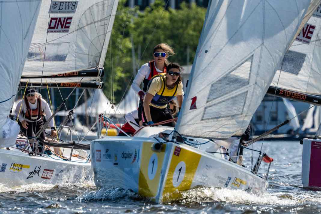 Pinkes Alstervergnügen – Finale bei weltgrößter Frauenregatta