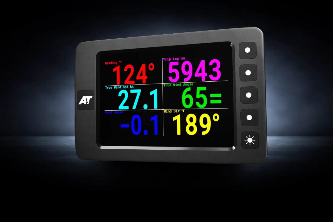 Nuovo display di bordo per il vecchio sistema B&G