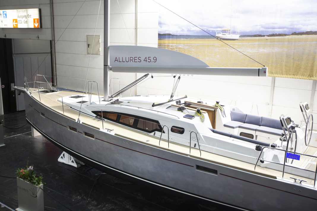 Premieren 8: GFK trifft Aluminium