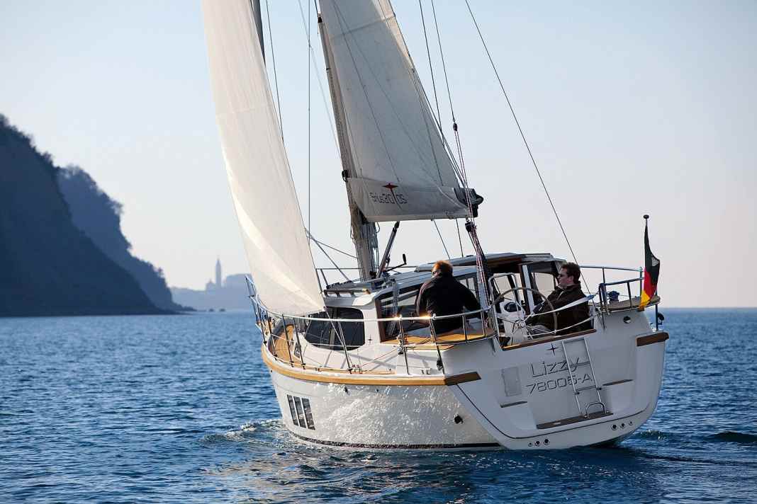 Panoramic view with deck saloon