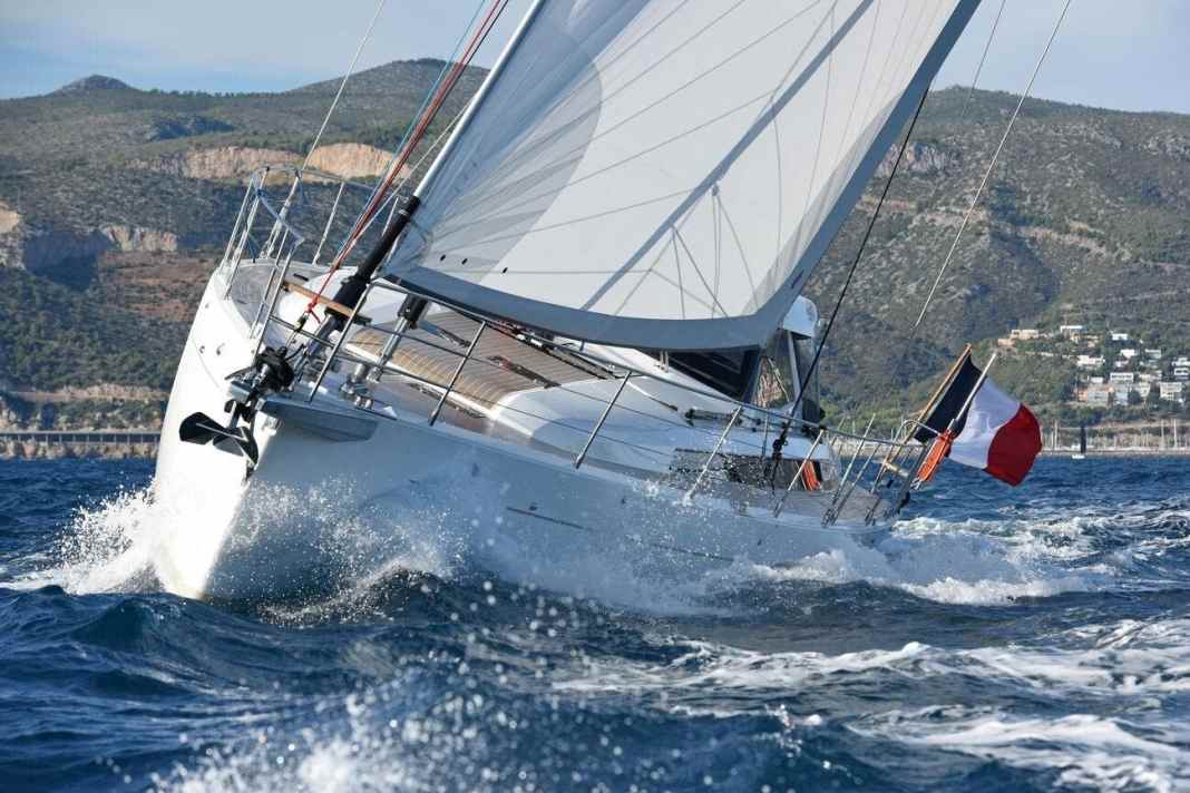 Un yacht de luxe confortable avec un effet "waouh