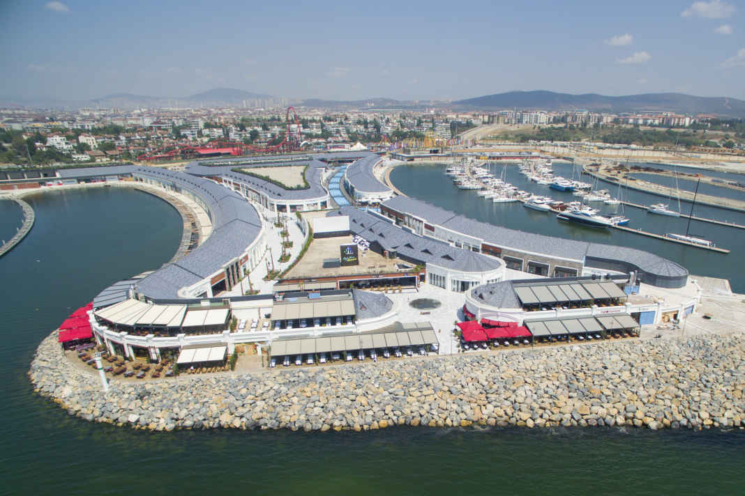 Nouvelle marina dans la région d'Istanbul