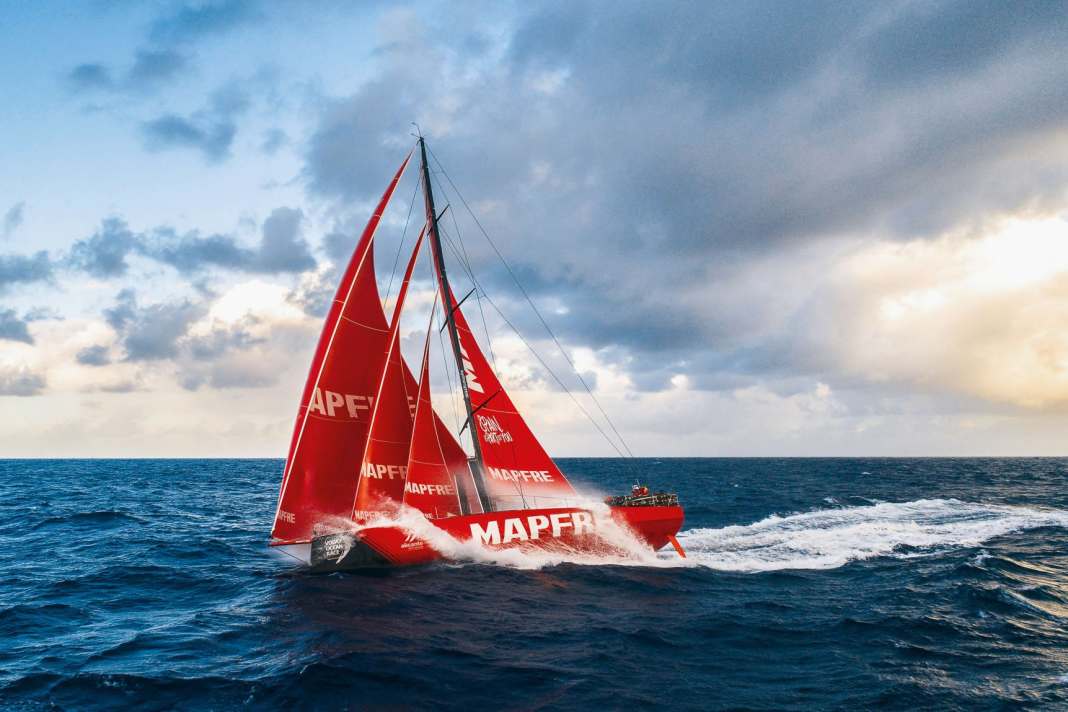 Nouvelles voiles : pourquoi trois voiles d'avant peuvent être meilleures qu'une seule