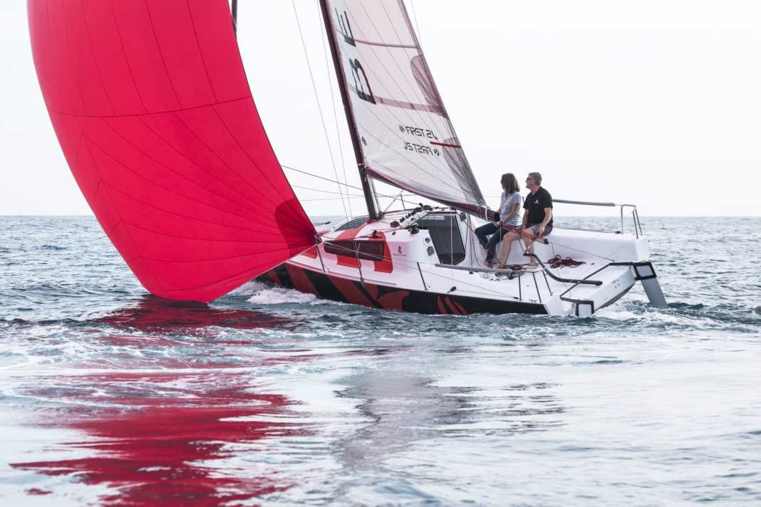 Formazione intensiva per velisti monoguida su First 24