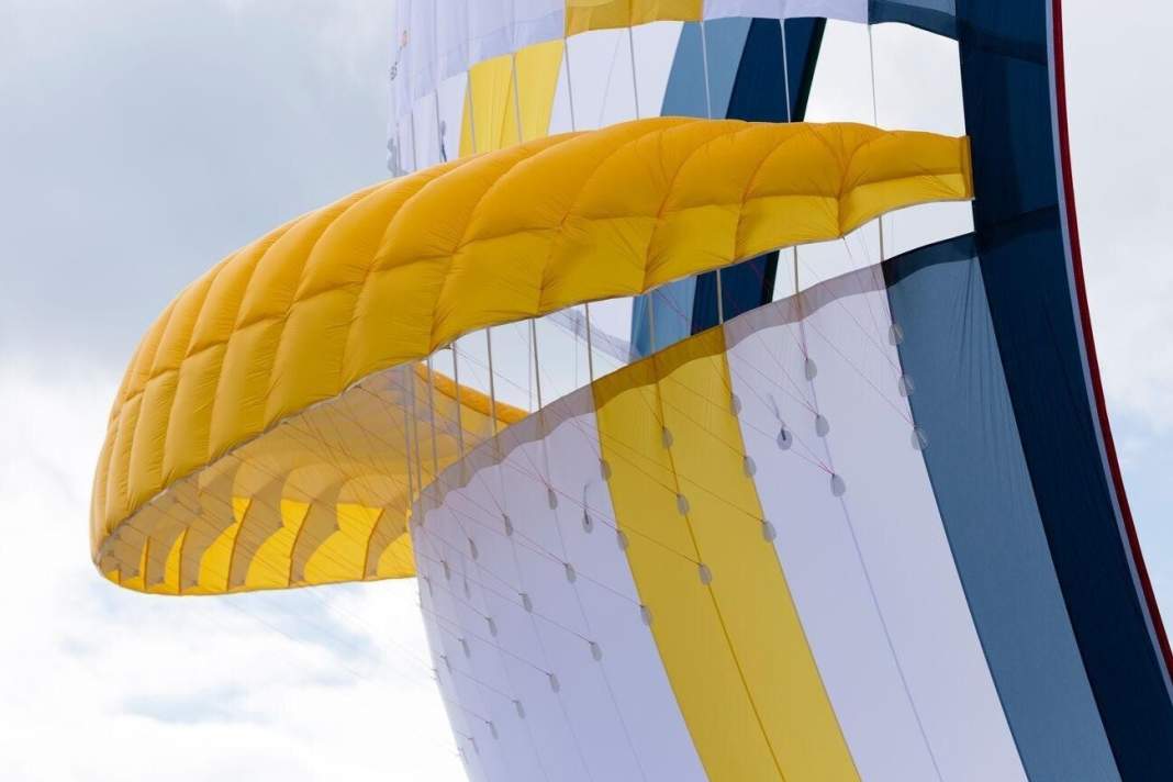 Schneller & stabiler: Parasailor mit neuem Flügeldesign