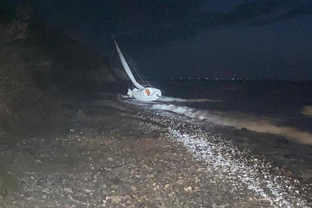 Ferito gravemente un velista single incagliato vicino a Hiddensee