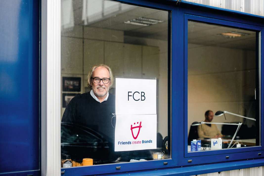 Michael Schmidt spricht in Hamburg