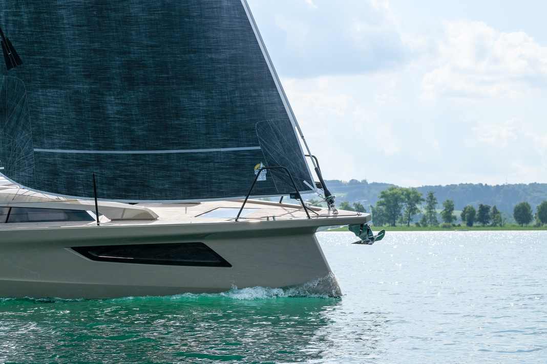 Le Daysailer radical de Schöchl désormais disponible en quille de bouchain