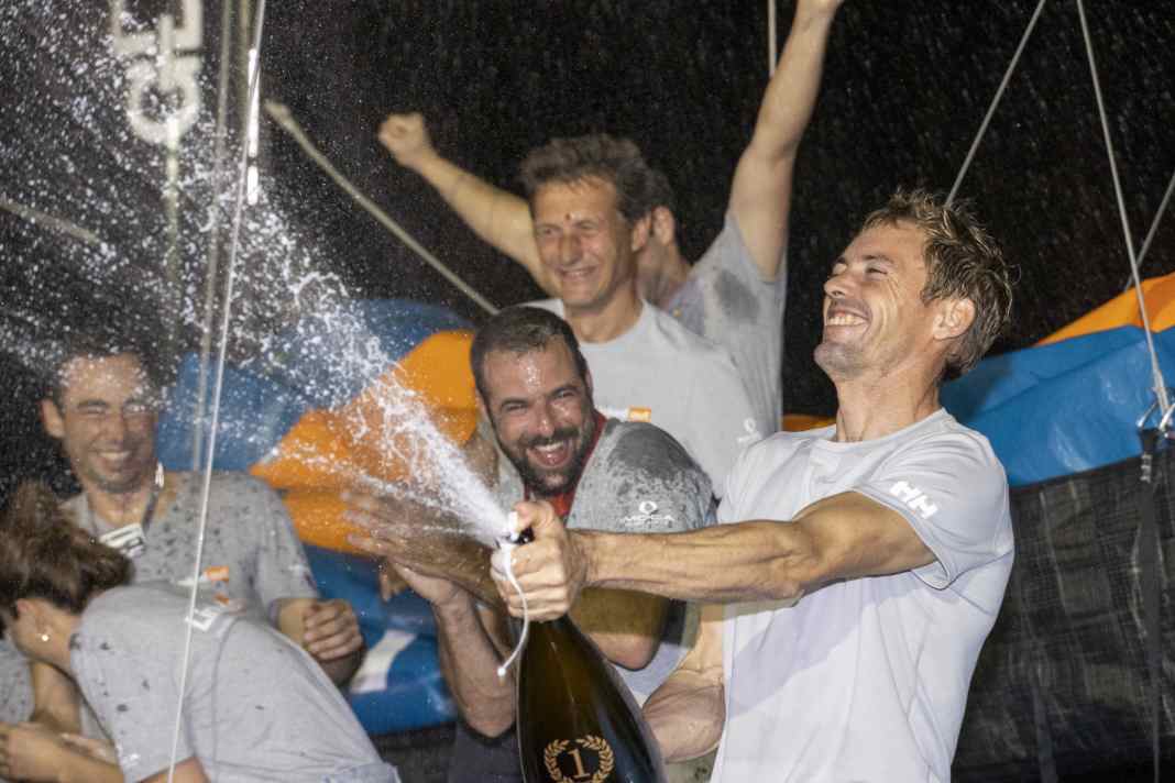 Bärenstarkes Podium in der Imoca-Klasse