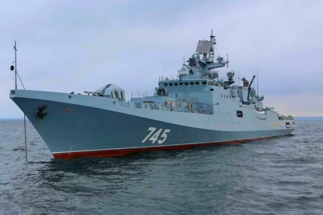 Warning shots fired at yacht – sailors report incident, navy issues advice on how to behave