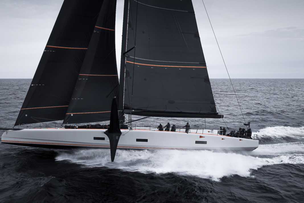 „Raven” erzielt mit Foils auf Anhieb 29 Knoten