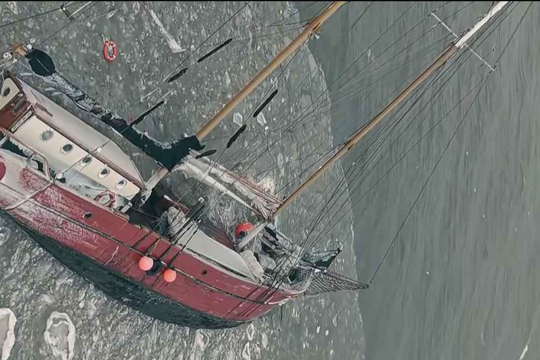 Trauriges Ende der “Ethel von Brixham” auf steinernem Leitdamm? +++ Update +++