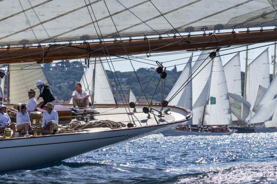 Masse et classe - Semaine de régates avec 243 yachts de 13 décennies