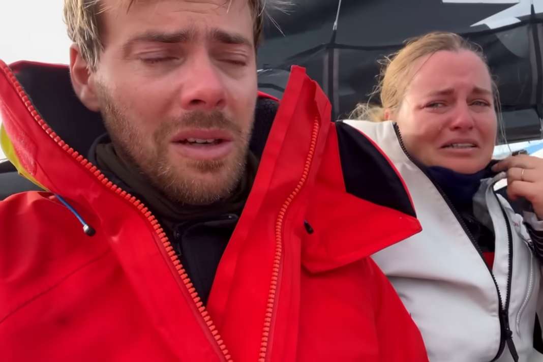 Un jet privé provoque le chavirage d'un Class 40 - vraiment ?