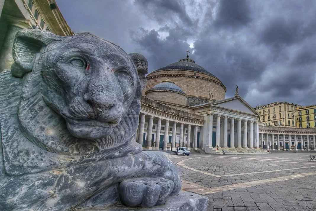 Ciao, Naples ! La Coupe arrive dans la "gueule du loup