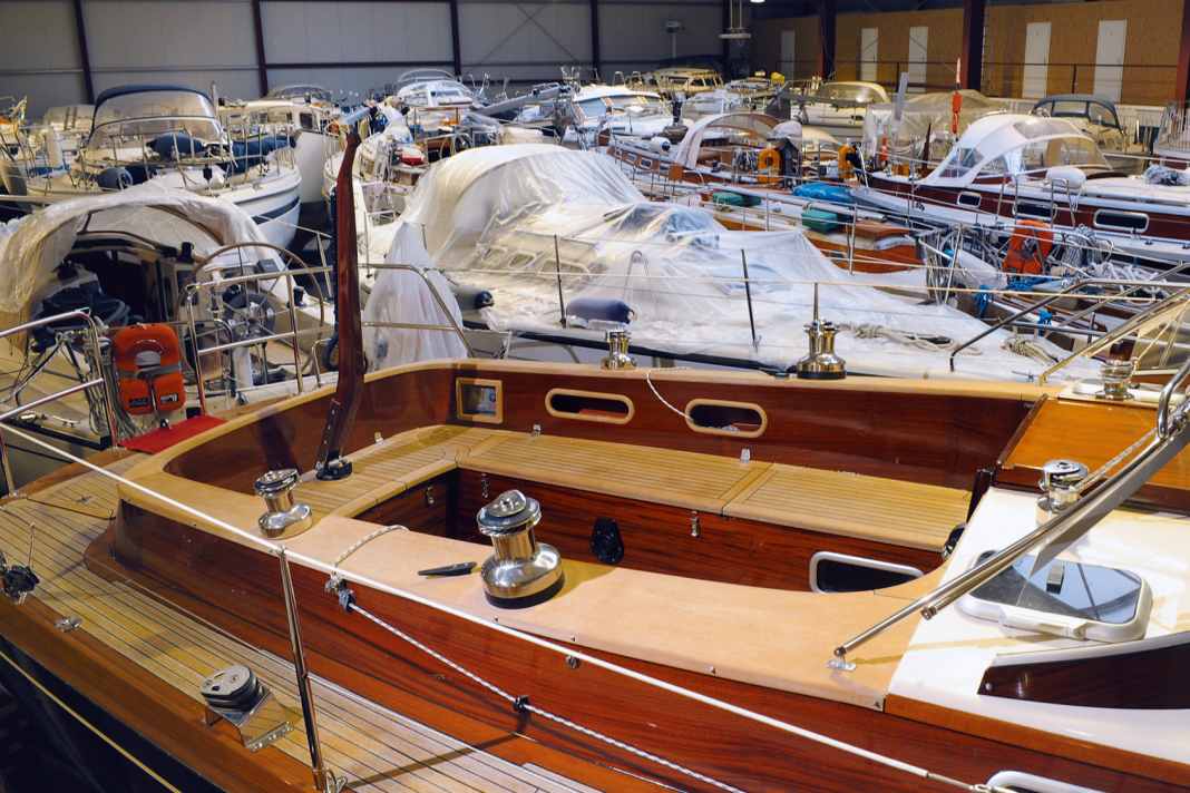 Avoiding mistakes during sailboat maintenance - with master boat builder Sven Walter