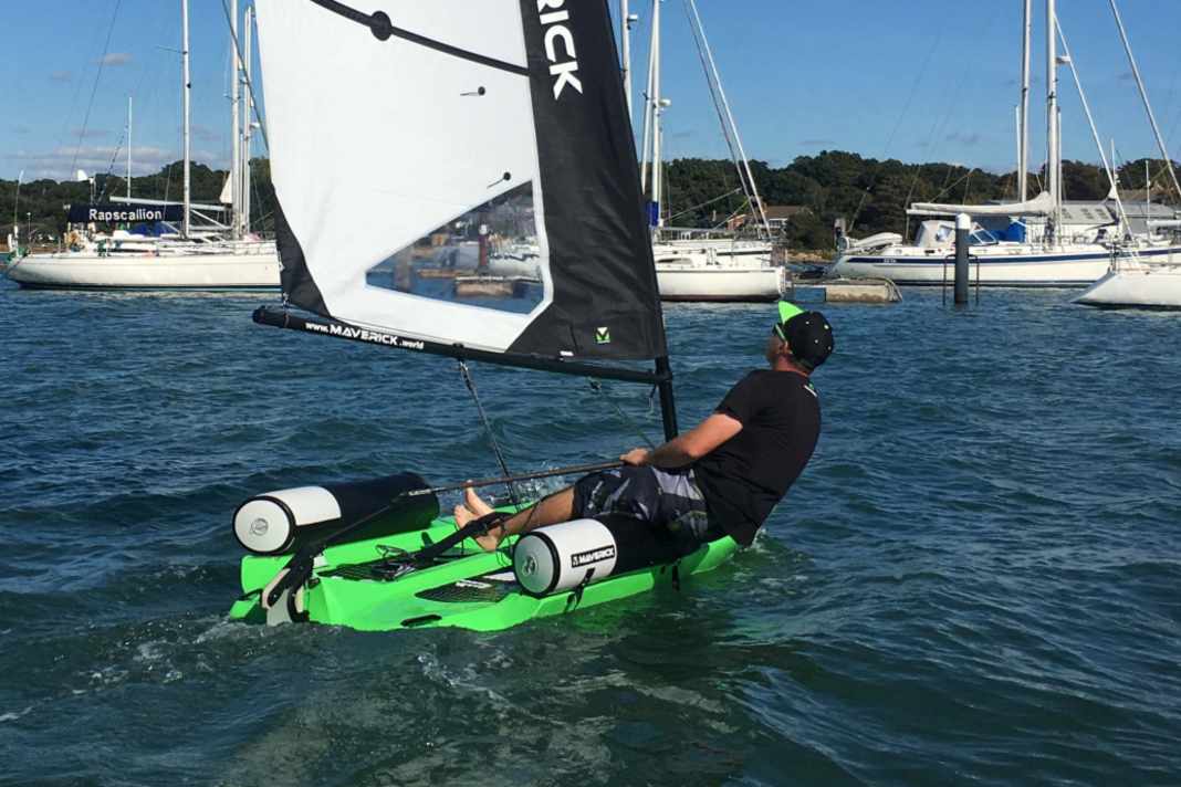 Dinghy, SUP, surfboard, stand-up sailboard – all from a single base