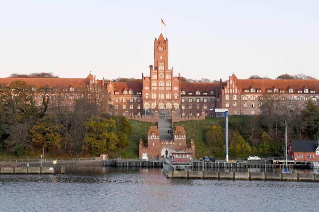 Sicherheit - zehn Ostsee-Staaten beraten in Flensburg