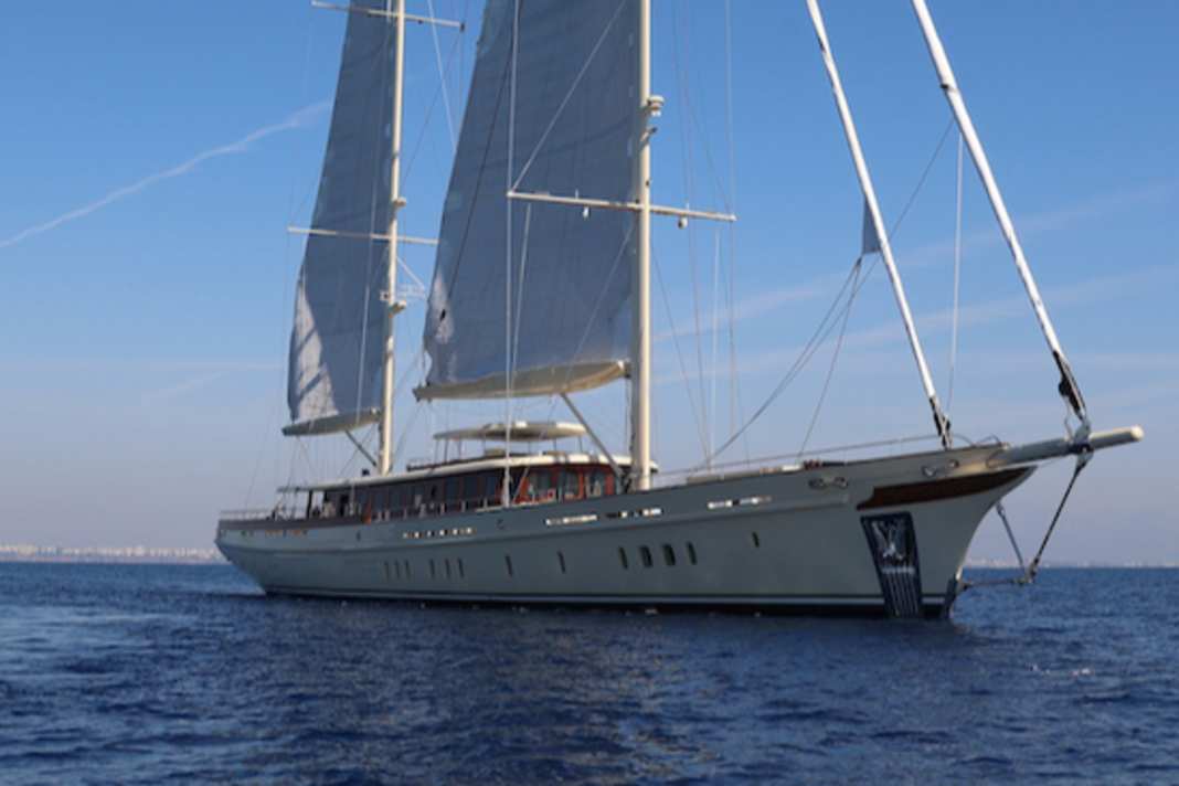 Ketch di 62 metri in cerca di un proprietario