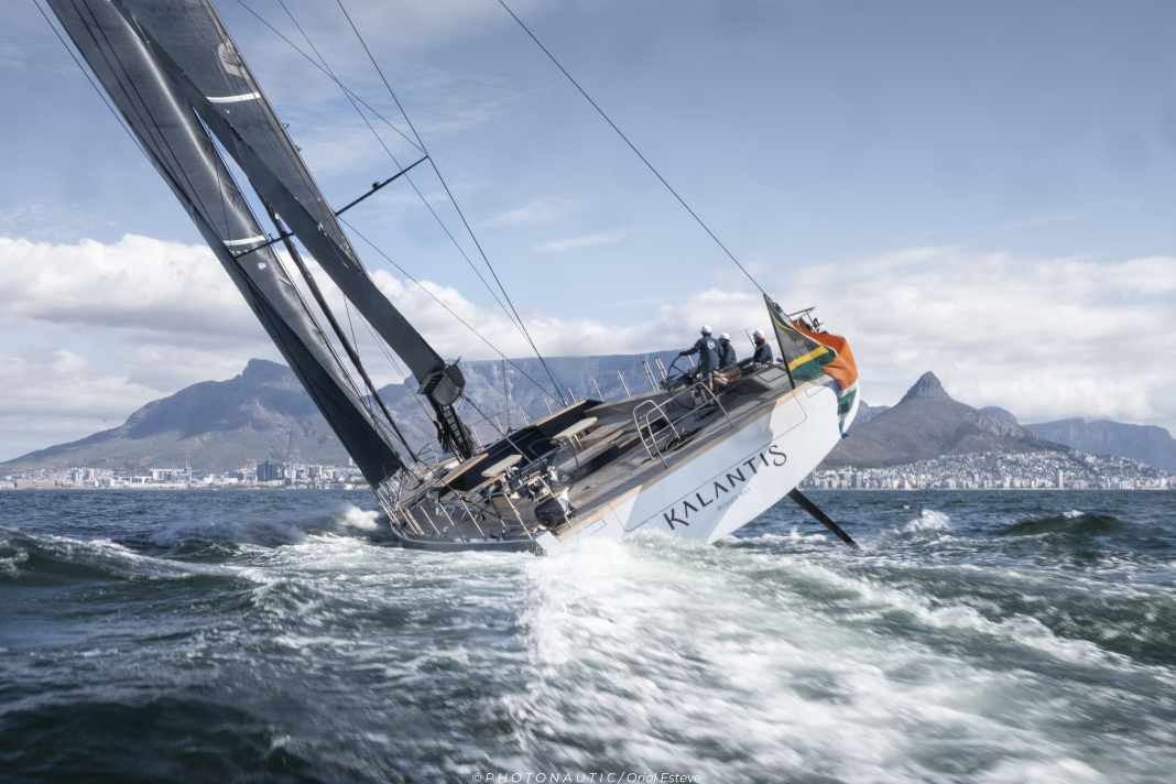 Slup de 35 mètres sur coup d'essai