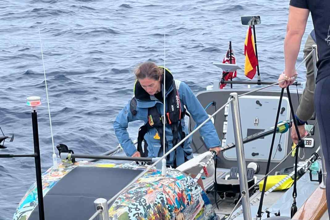 L'équipage d'un voilier sauve une rameuse au large du Cap-Vert