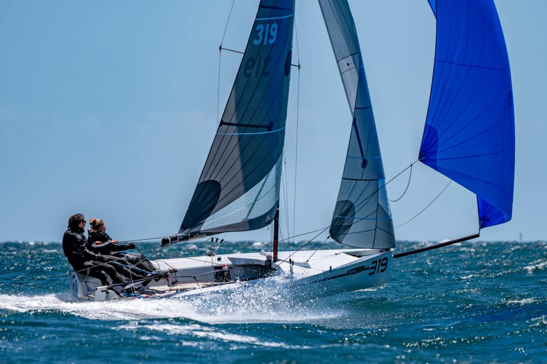High-speed keel dinghy now with international status