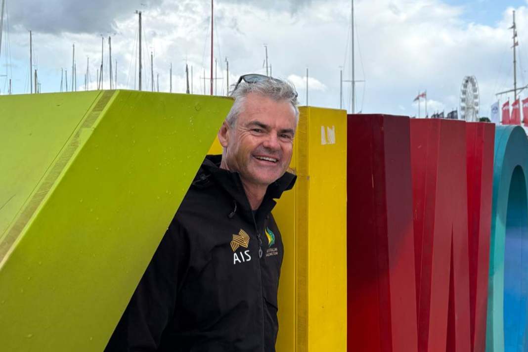 Darren Bundock et son quatuor d'étoiles montantes australiennes