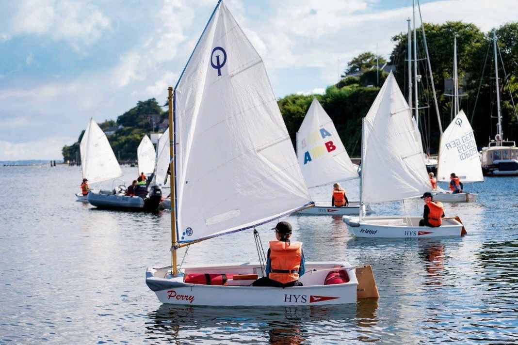 La plus ancienne école de voile d'Allemagne propose une formation de l'Opti au Sextant