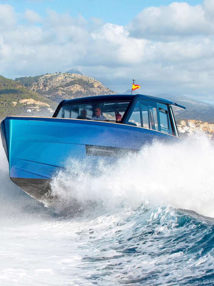 Fjord 44 Coupé - Closed company