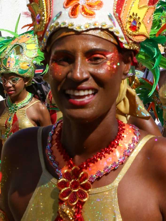 The Leeward Islands - Antigua, Guadeloupe, Îles des Saintes