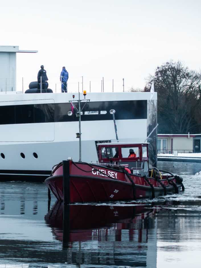 Feadship launches Project 717