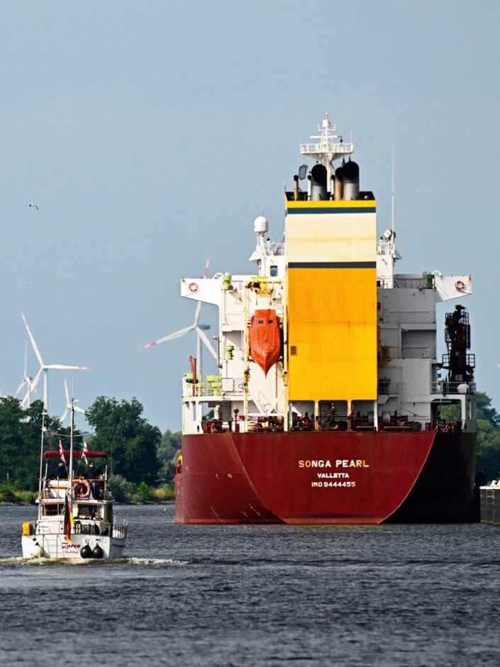 Kiel Canal - travelling between the seas by charter boat