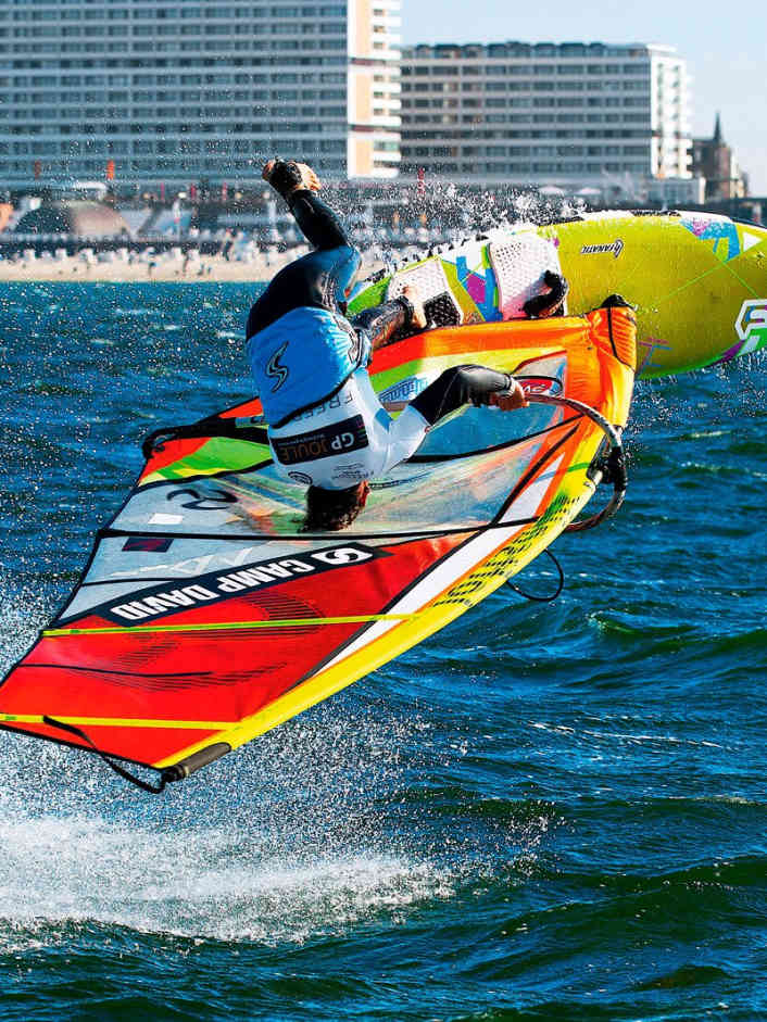 Erste Hilfe beim Surfunfall