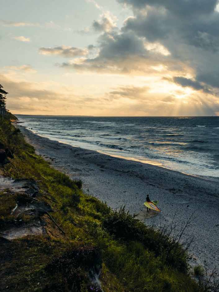 Die besten Windsurfspots rund um Rostock