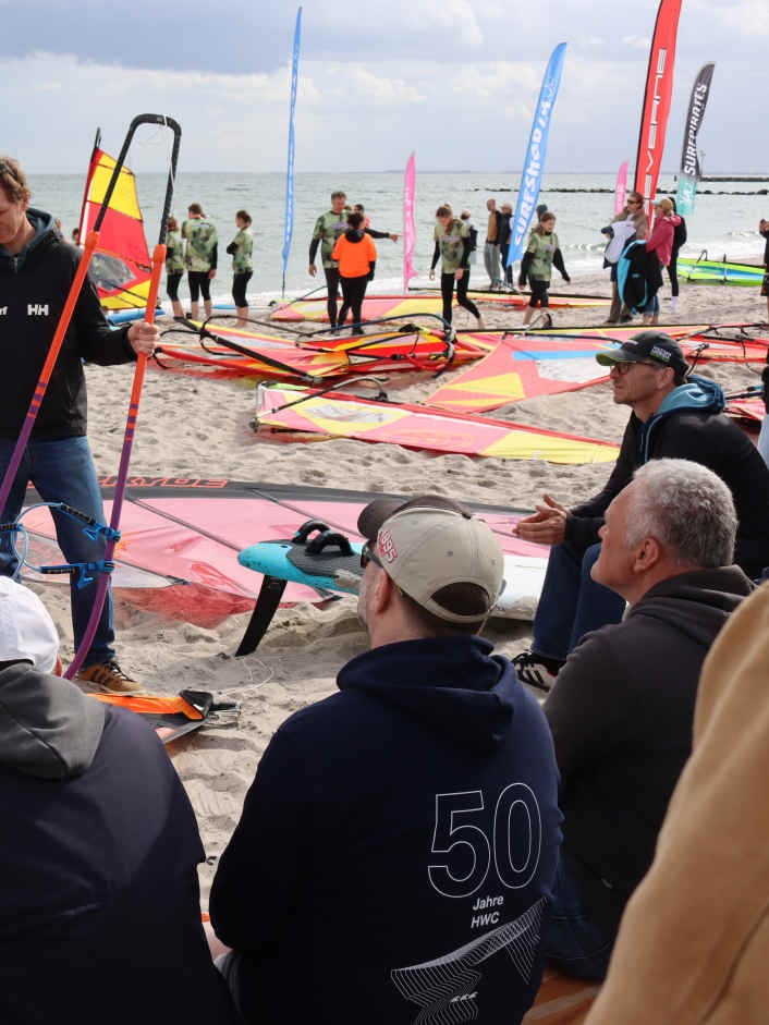 Mastfuß-Position und Lattenspannung - Tipps von surf-Testern, Redakteuren und externen Profis
