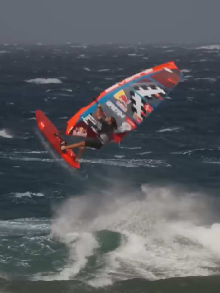 Lennart Neubauer schießt sich mit Shifty into Forward in den dritten Stock