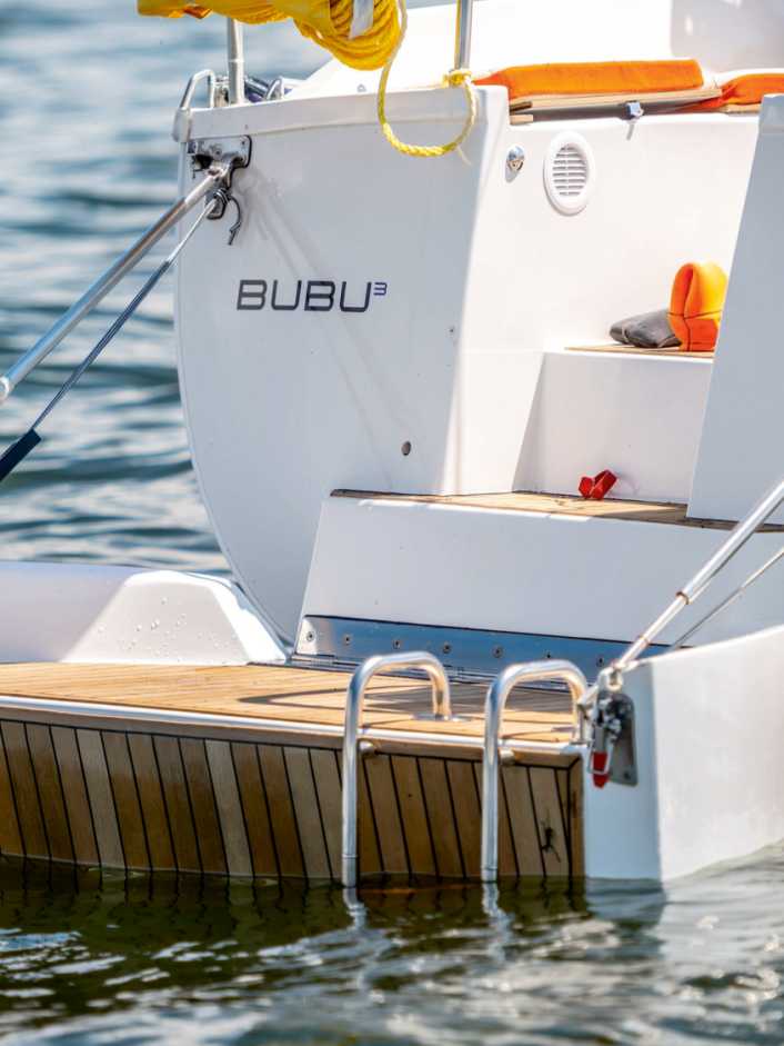 How one owner completely reimagined his Bavaria 26