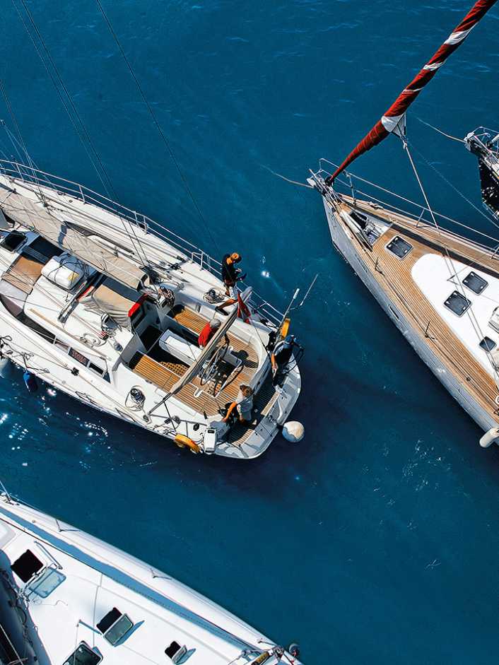 Harbour manoeuvres step by step - basics and tricks. Register here now!