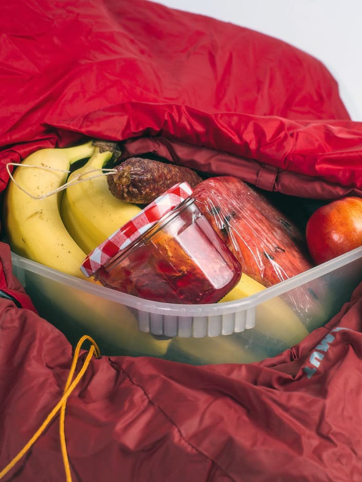 Cooling food without on-board power in the heat - 12 tips