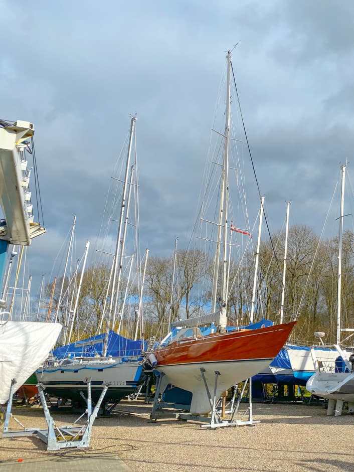 Stivaggio invernale con albero verticale - pro e contro