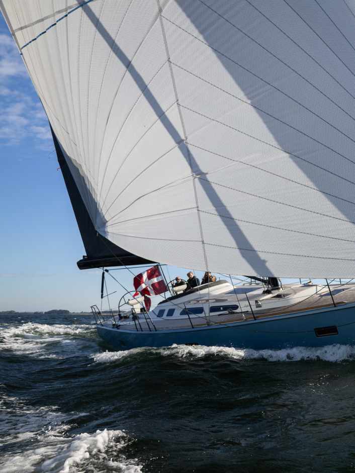 Luxuriöser Segelspaß in Vollcarbon, erste Bilder vom Test