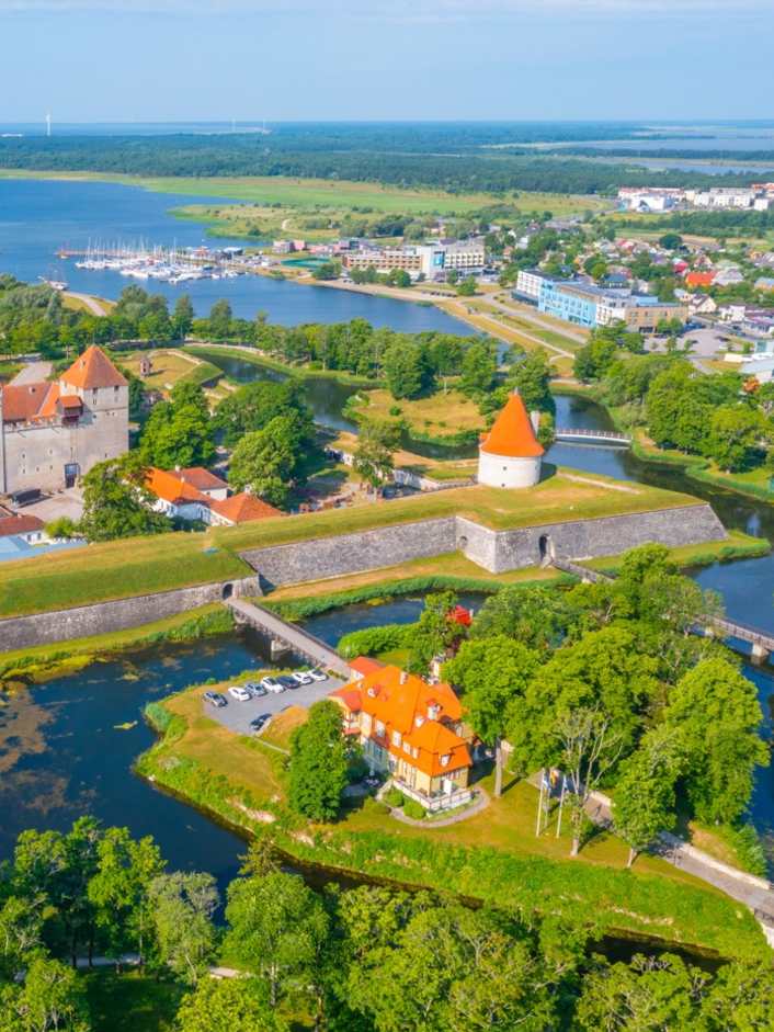 Kuressaare on Saaremaa - wellness and eventful history