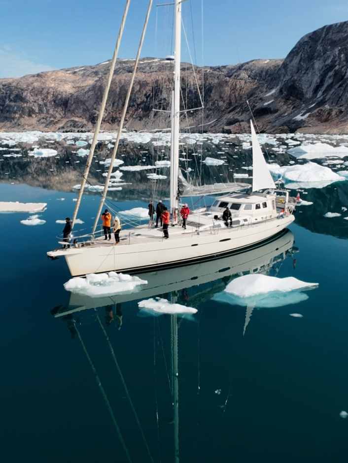 The Sermilik Fjord on the east coast – side fjords and glaciers